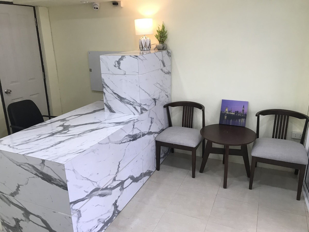 1 Bed Condo · Khlong Toei, bangkok — photo 4