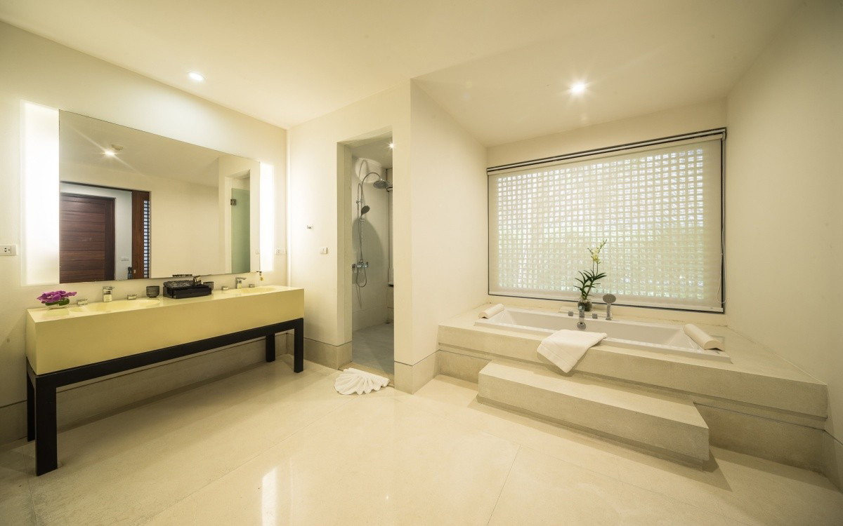 1 Bed Condo — photo 4