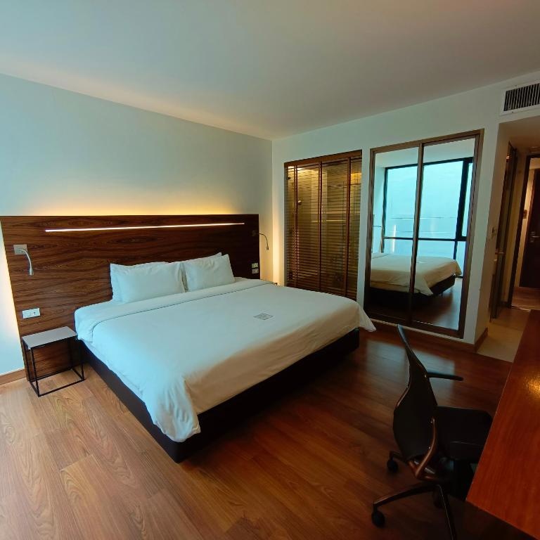 1 Bed Condo · Watthana, bangkok — photo 1