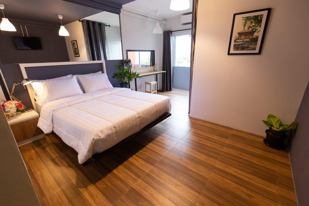 1 Bed Condo · Huai Khwang, bangkok — photo 2