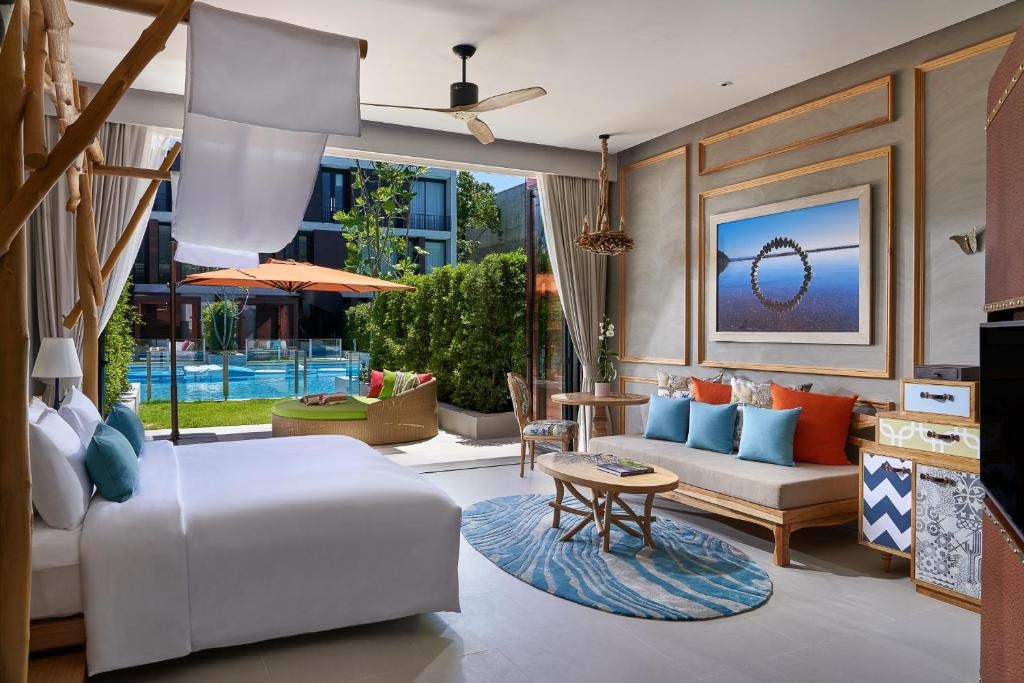 1 Bed Condo — photo 3