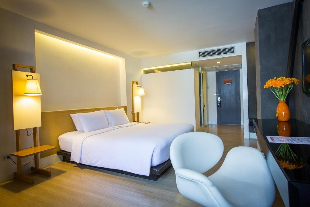 1 Bed Condo · Bang Rak, bangkok — photo 1