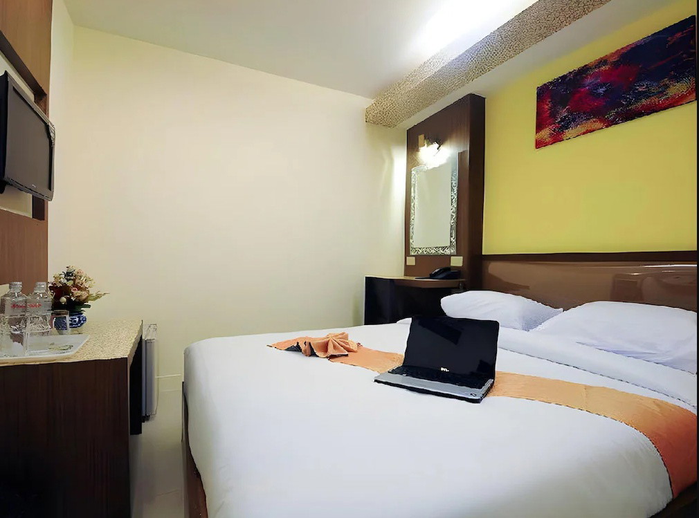 1 Bed Condo · Khlong Toei, bangkok — photo 5