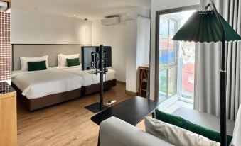 1 Bed Condo · Khlong Toei, bangkok — photo 2