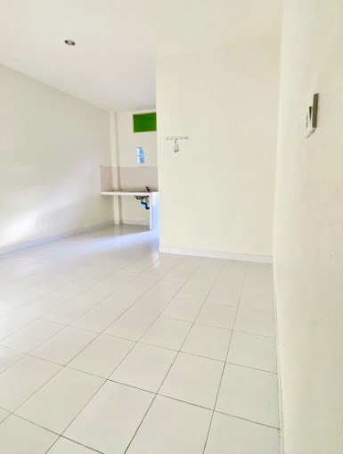 1 Bed Condo — photo 5
