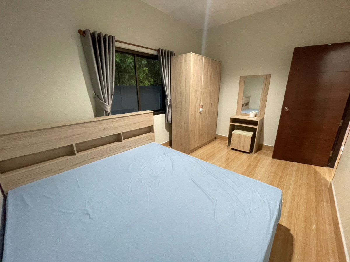 1 Bed Condo — photo 3
