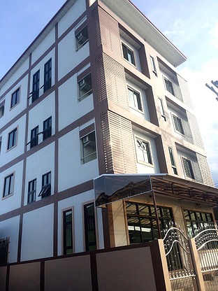 Condo — photo 1