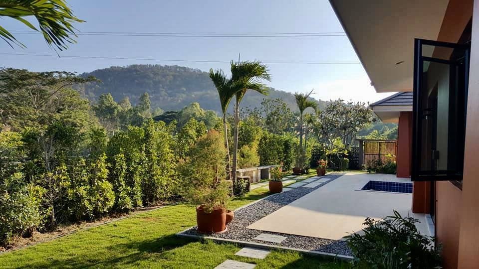 1 Bed Condo — photo 3