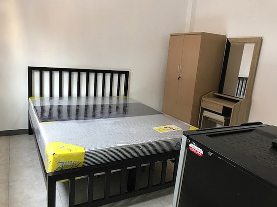 1 Bed Condo — photo 2