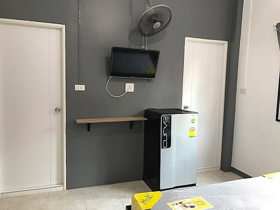 1 Bed Condo — photo 4