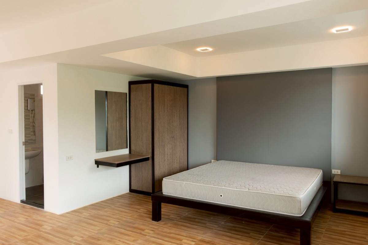 1 Bed Condo — photo 5