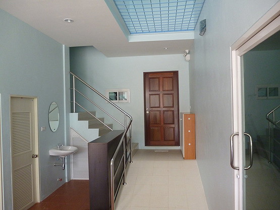 1 Bed Condo — photo 2