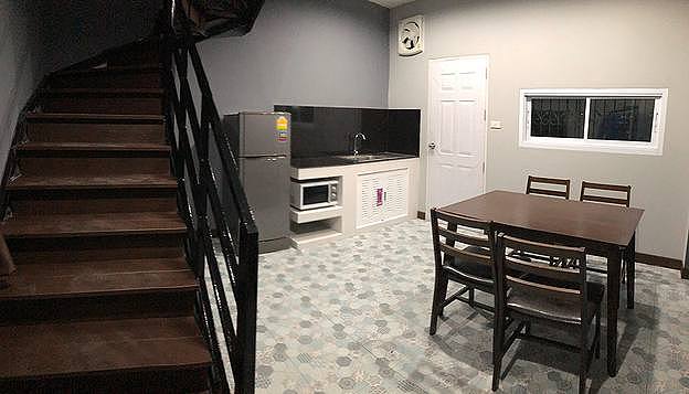 1 Bed Condo — photo 3