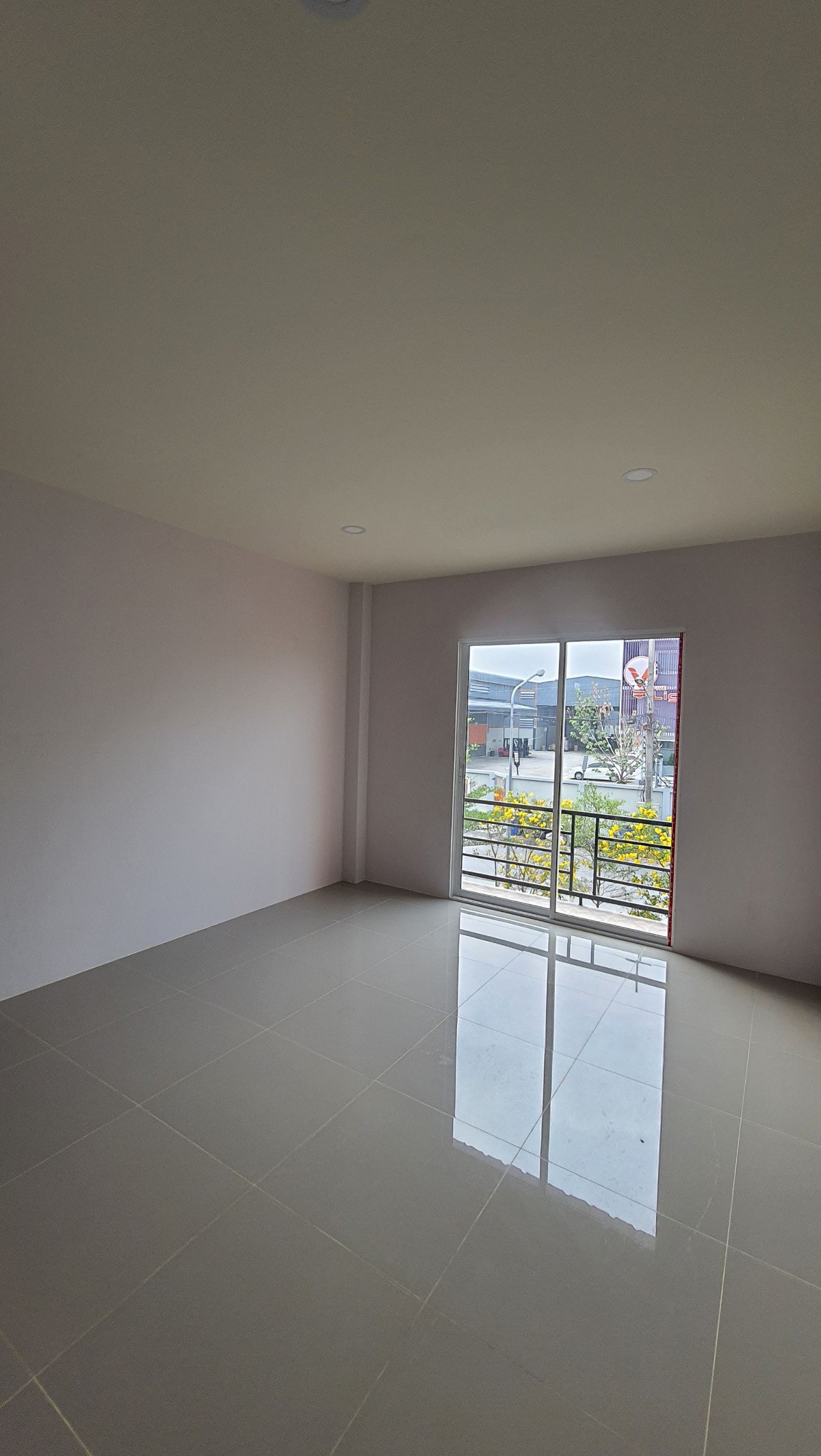 1 Bed Condo — photo 5