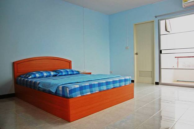 Condo · Mueang Chon Buri, chon_buri — photo 2