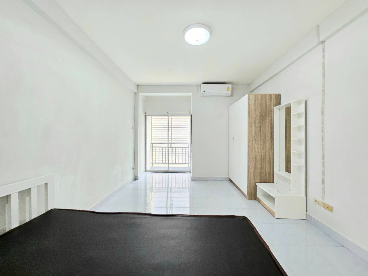 Condo · Mueang Nonthaburi, nonthaburi — photo 3