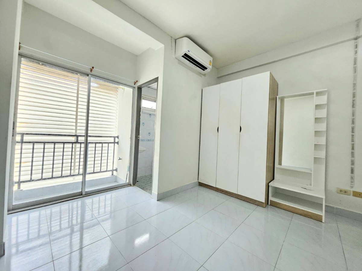 Condo · Mueang Nonthaburi, nonthaburi — photo 5