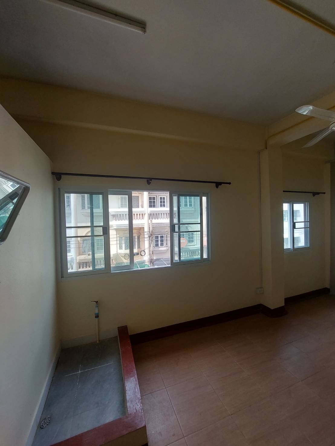 1 Bed Condo · Chom Thong, bangkok — photo 2