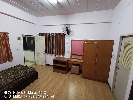 1 Bed Condo — photo 3