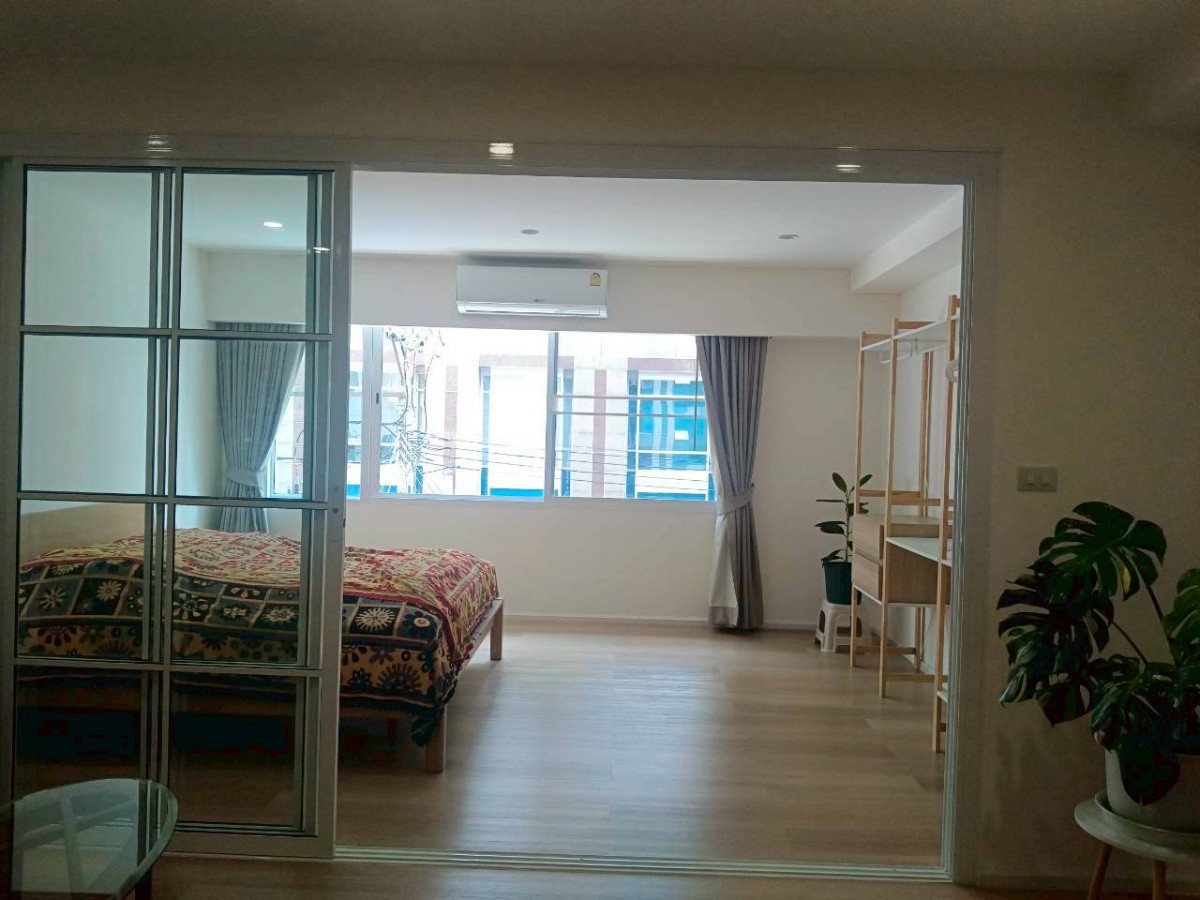 1 Bed Condo · Bang Rak, bangkok — photo 2