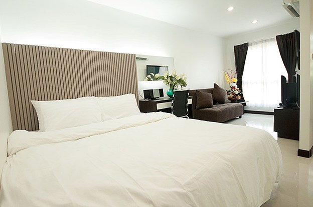 1 Bed Condo · Bang Na, bangkok — photo 2