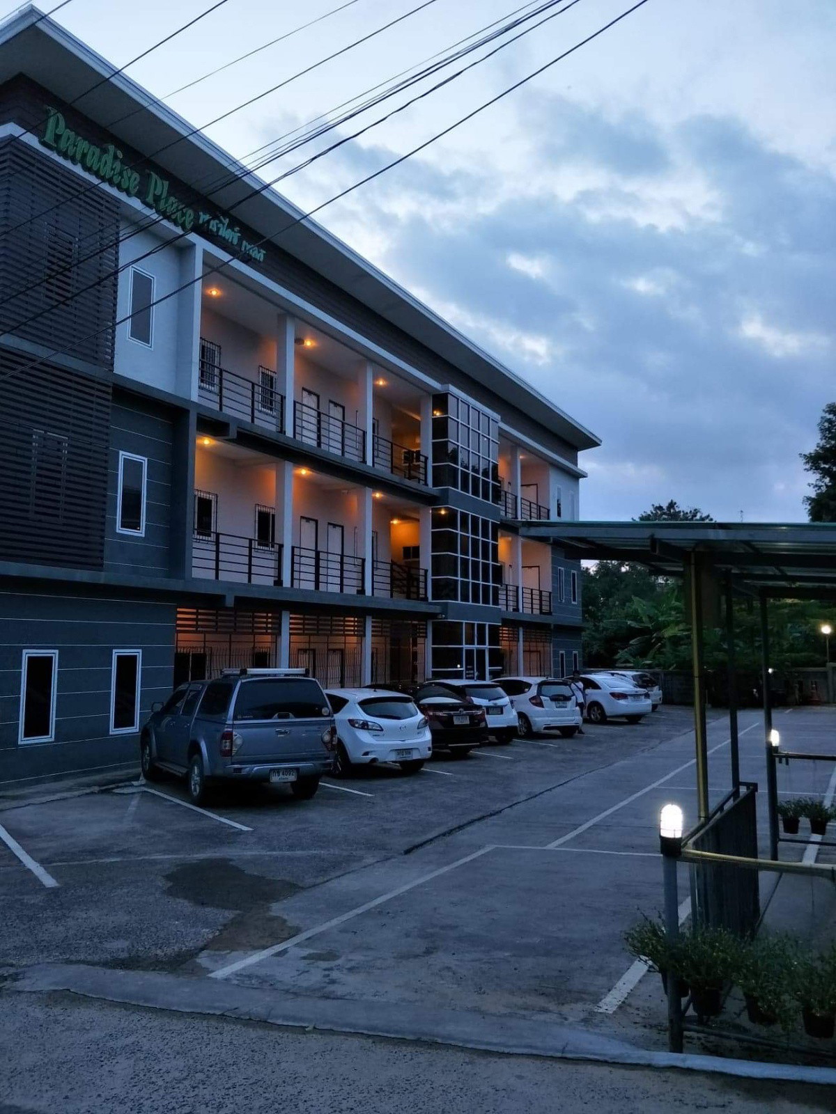 1 Bed Condo — photo 2