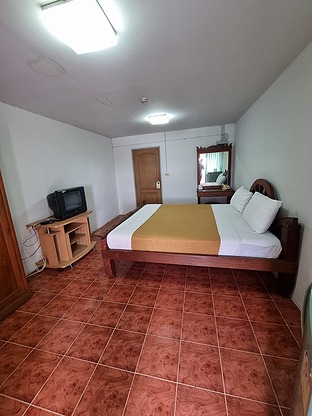1 Bed Condo · Saphan Sung, bangkok — photo 2