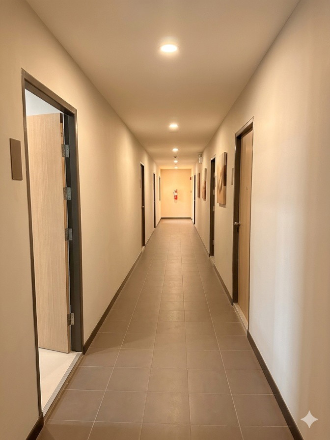 1 Bed Condo — photo 3