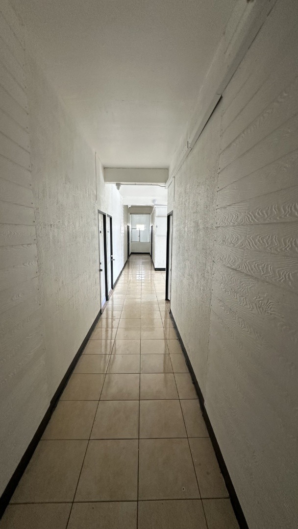 1 Bed Condo · Bang Khun Thian, bangkok — photo 2