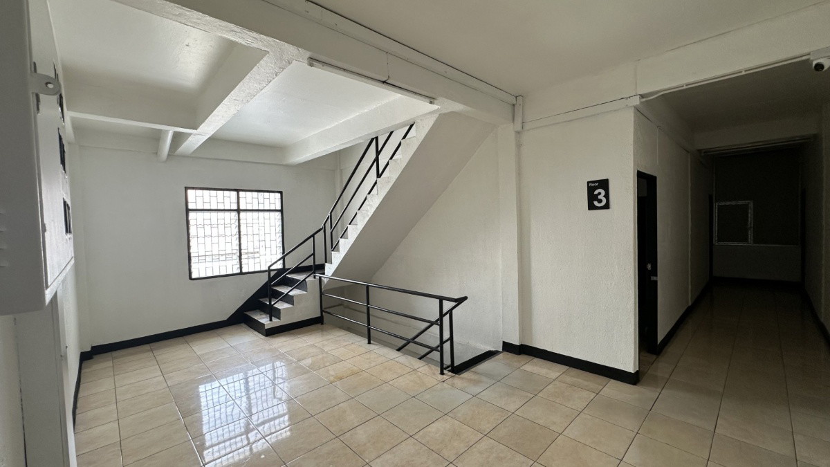 1 Bed Condo · Bang Khun Thian, bangkok — photo 4