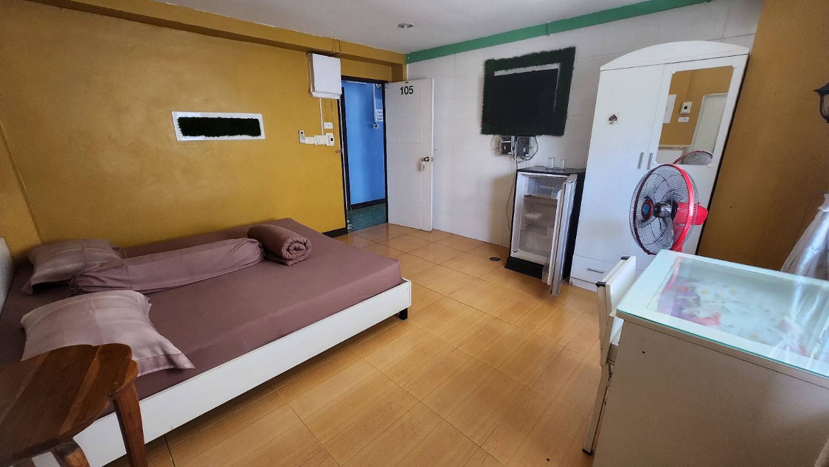 1 Bed Condo — photo 5