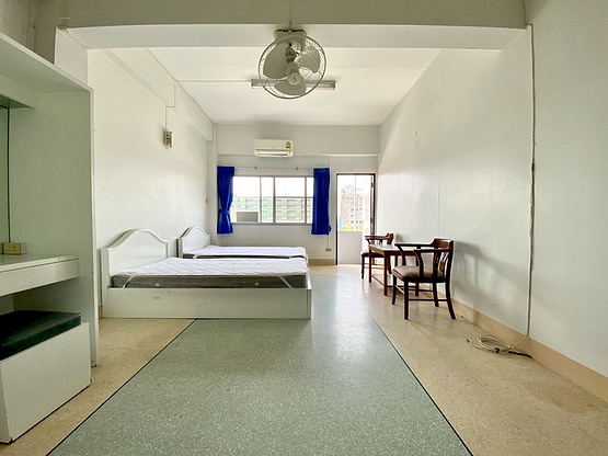 1 Bed Condo · Sathon, bangkok — photo 3