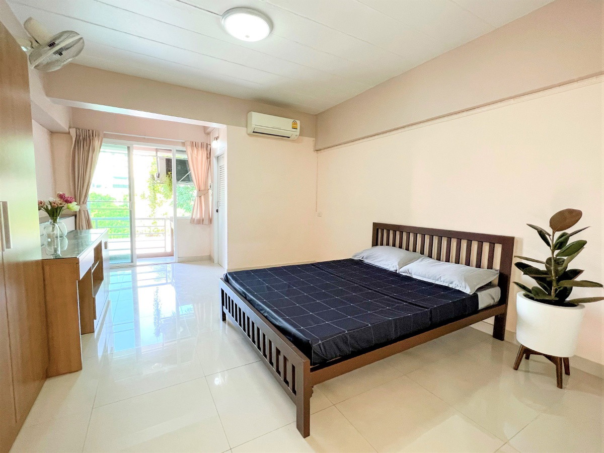 1 Bed Condo · Wang Thonglang, bangkok — photo 1