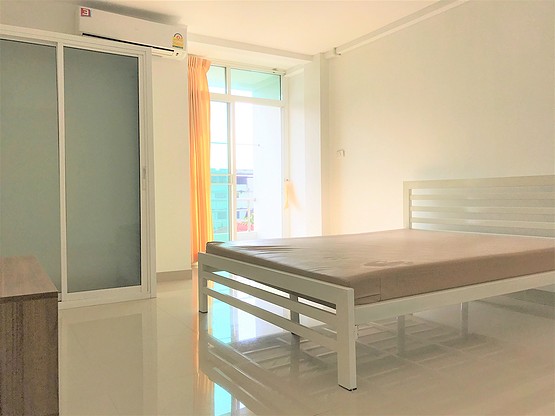 Condo · Min Buri, bangkok — photo 1