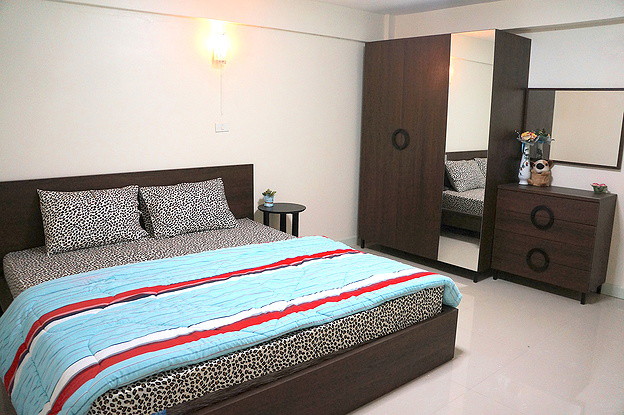 1 Bed Condo · Khlong San, bangkok — photo 1