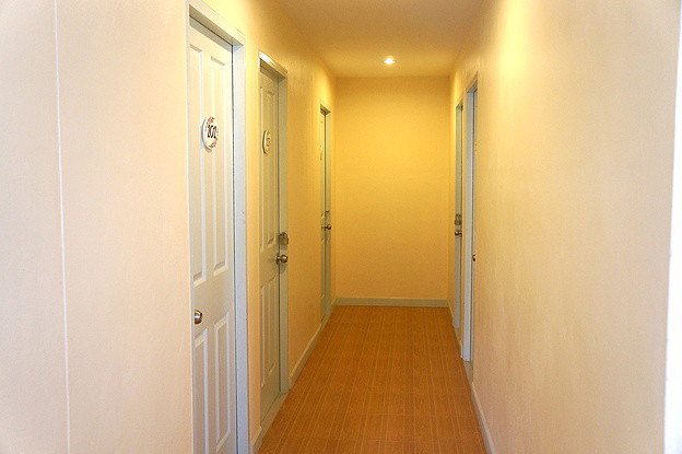 1 Bed Condo · Khlong San, bangkok — photo 4
