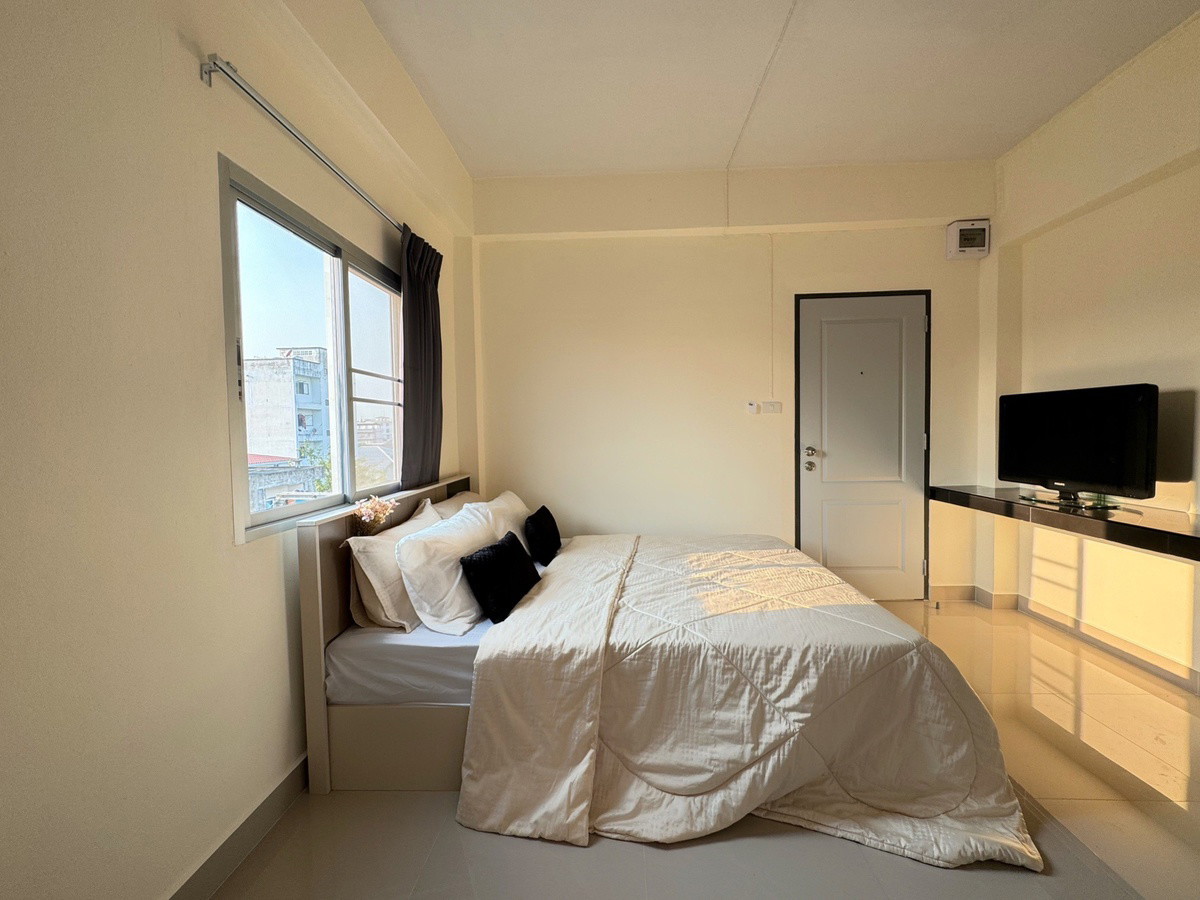 1 Bed Condo · Bang Kapi, bangkok — photo 2
