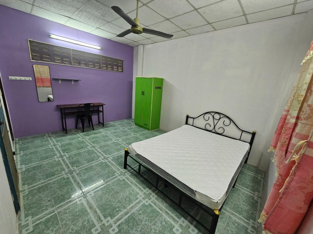 1 Bed Condo — photo 1