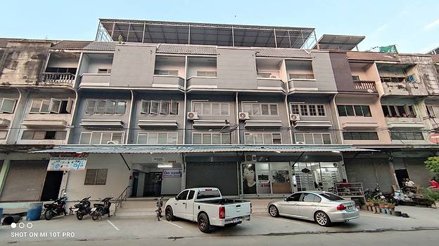 1 Bed Condo · Bang Khun Thian, bangkok — photo 1