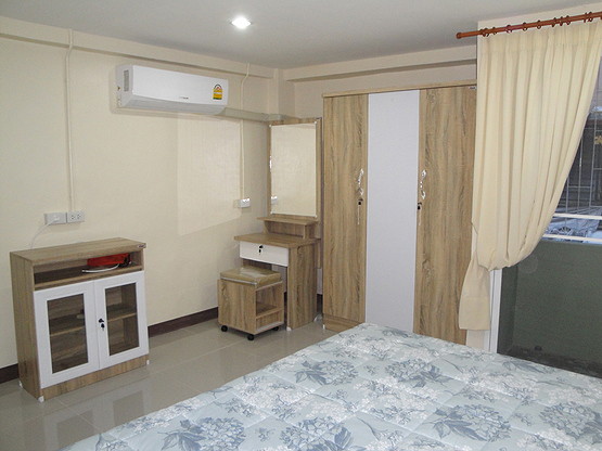 1 Bed Condo · Yan Nawa, bangkok — photo 1