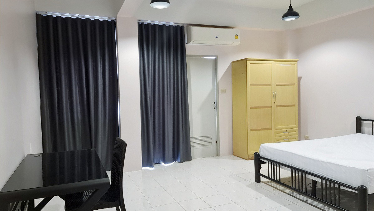 Condo · bangkok — photo 1