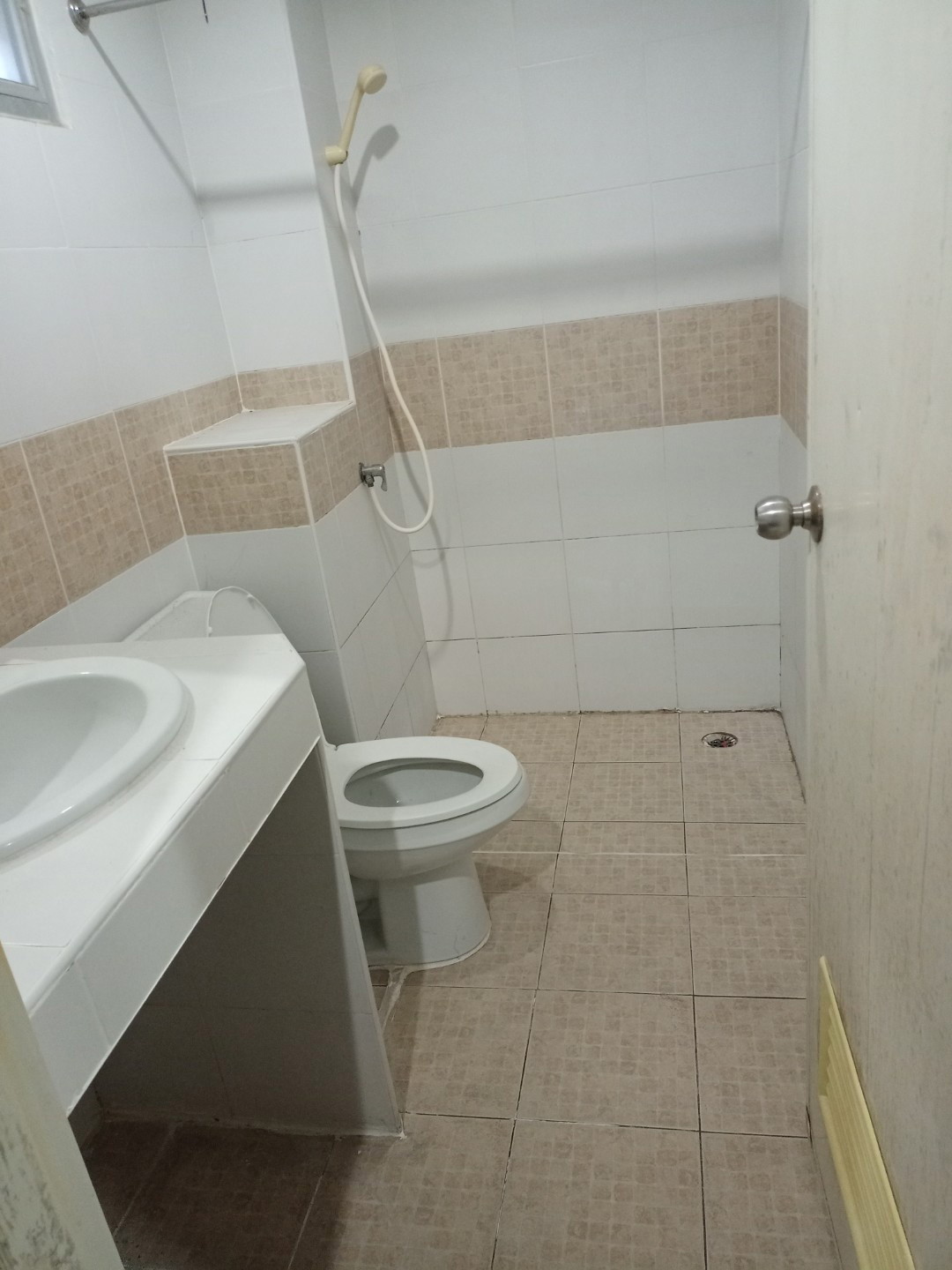 Condo · Mueang Chon Buri, chon_buri — photo 4