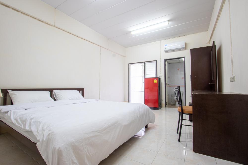 1 Bed Condo · Watthana, bangkok