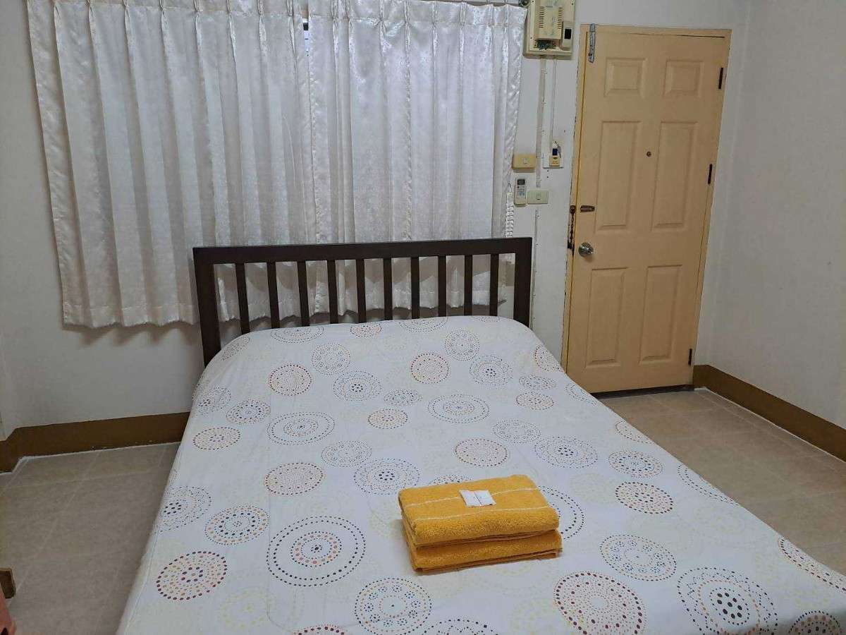 1 Bed Condo — photo 4