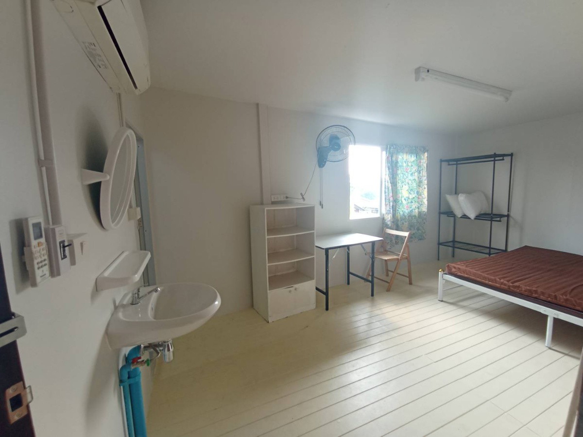Condo · Bangkok Noi, bangkok — photo 1