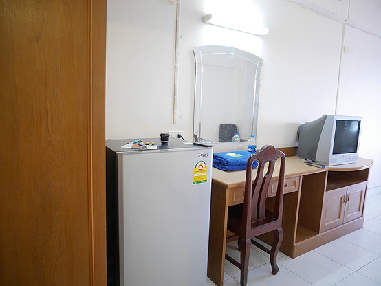 1 Bed Condo — photo 3