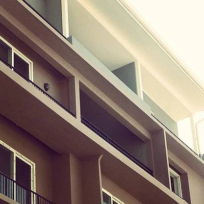R O O M — photo 1