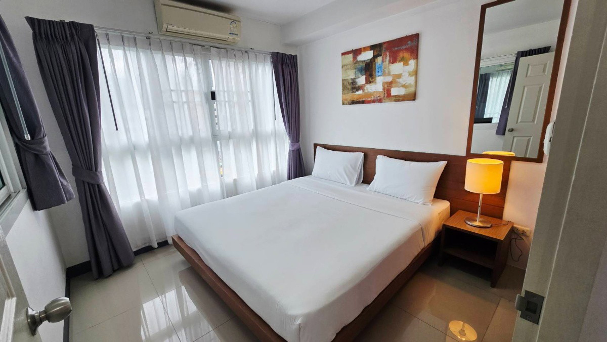 1 Bed Condo · Khlong Toei, bangkok — photo 1