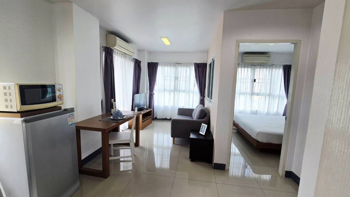 1 Bed Condo · Khlong Toei, bangkok — photo 3