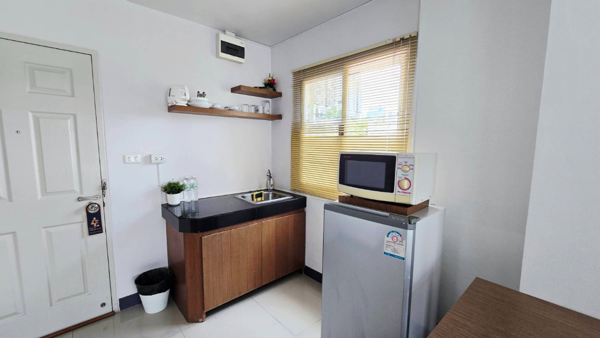 1 Bed Condo · Khlong Toei, bangkok — photo 4